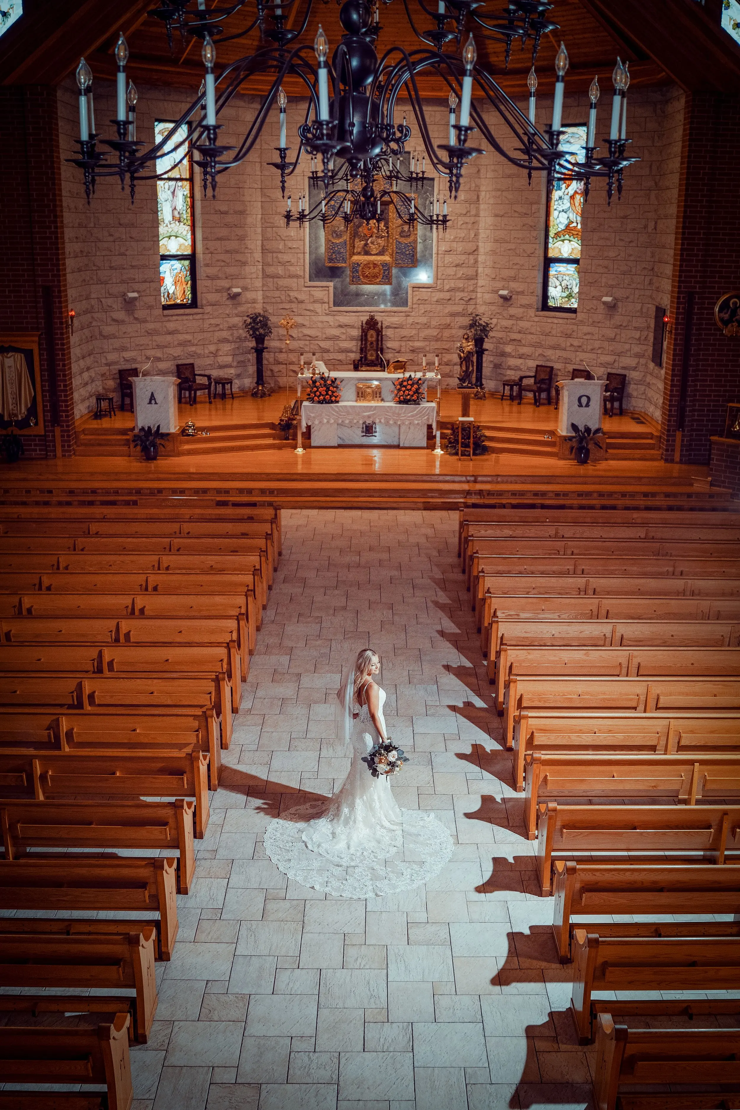 Editorial wedding photography by Chicago wedding photographer Fountains of Rome