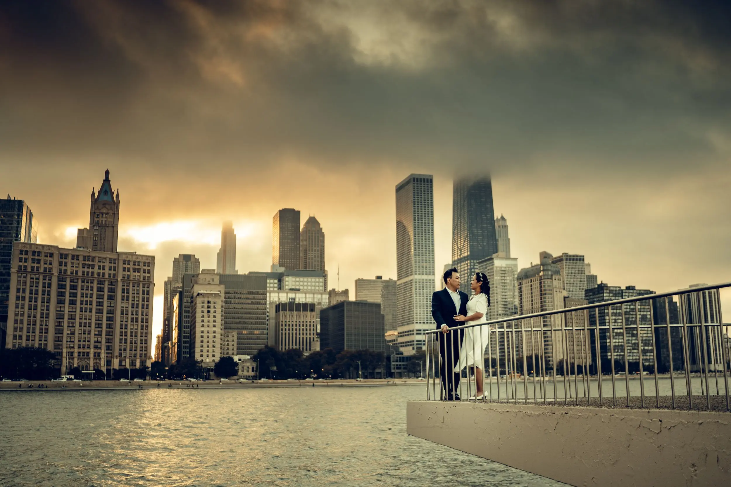 Editorial wedding photography by Chicago wedding photographer Fountains of Rome