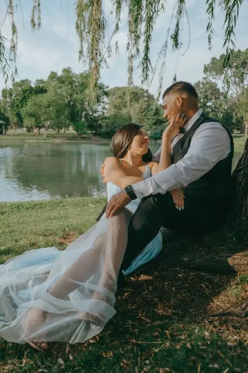 Idaly and Alex love story photography by Fountains of Rome